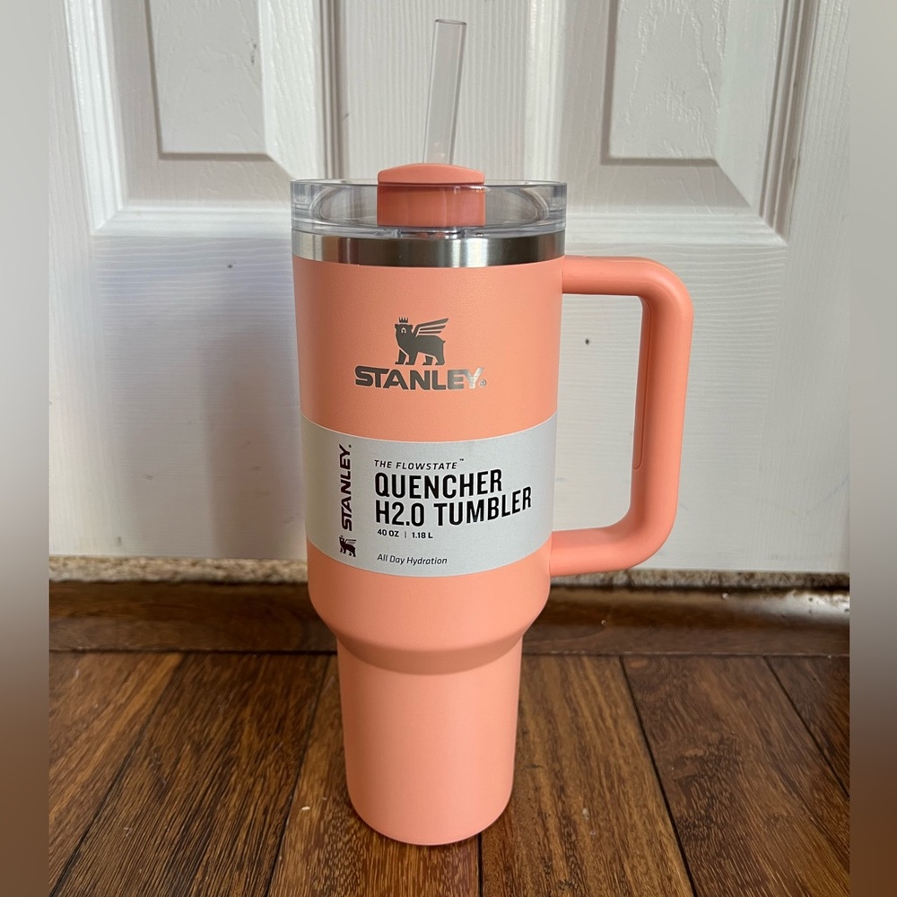 Stanley 40 oz quencher Tumbler exclusive Melon
